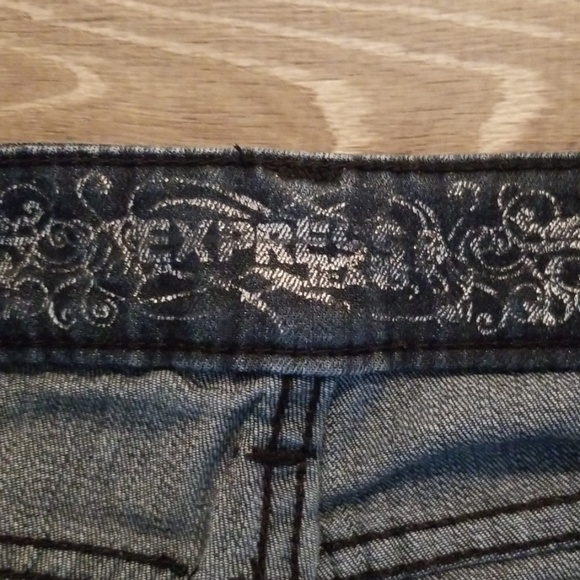 Express Jeans - Picture 2 of 4
